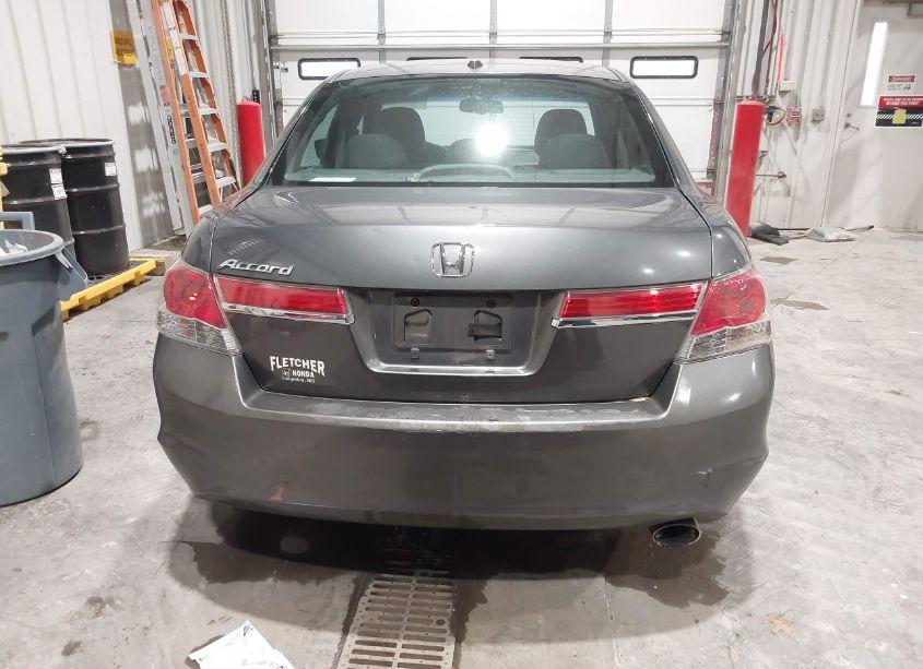 Photo 16 of 2011 Honda Accord 2.4 EX-L (VIN 1HGCP2F8XBA060545)