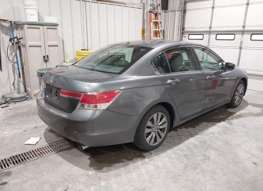 Photo 4 of 2011 Honda Accord 2.4 EX-L (VIN 1HGCP2F8XBA060545)