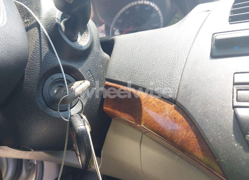 Photo 11 of 2011 Honda Accord 2.4 EX-L (VIN 1HGCP2F8XBA106181)