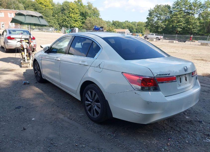 Photo 3 of 2011 Honda Accord 2.4 EX-L (VIN 1HGCP2F8XBA108318)