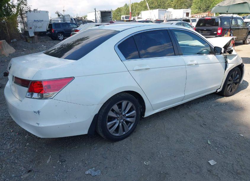 Photo 4 of 2011 Honda Accord 2.4 EX-L (VIN 1HGCP2F8XBA108318)