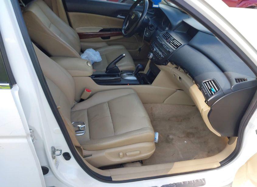 Photo 5 of 2011 Honda Accord 2.4 EX-L (VIN 1HGCP2F8XBA108318)