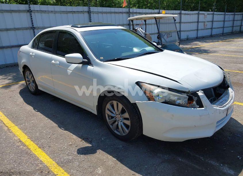 2011 Honda Accord 2.4 EX-L (VIN 1HGCP2F8XBA803592) main photo