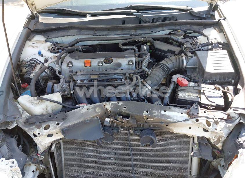 Photo 10 of 2011 Honda Accord 2.4 EX-L (VIN 1HGCP2F8XBA803592)