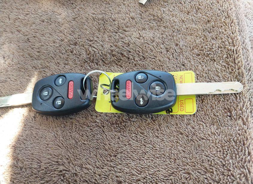 Photo 11 of 2011 Honda Accord 2.4 EX-L (VIN 1HGCP2F8XBA803592)