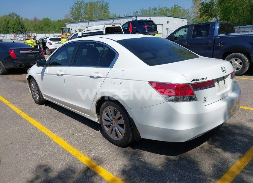 Photo 3 of 2011 Honda Accord 2.4 EX-L (VIN 1HGCP2F8XBA803592)