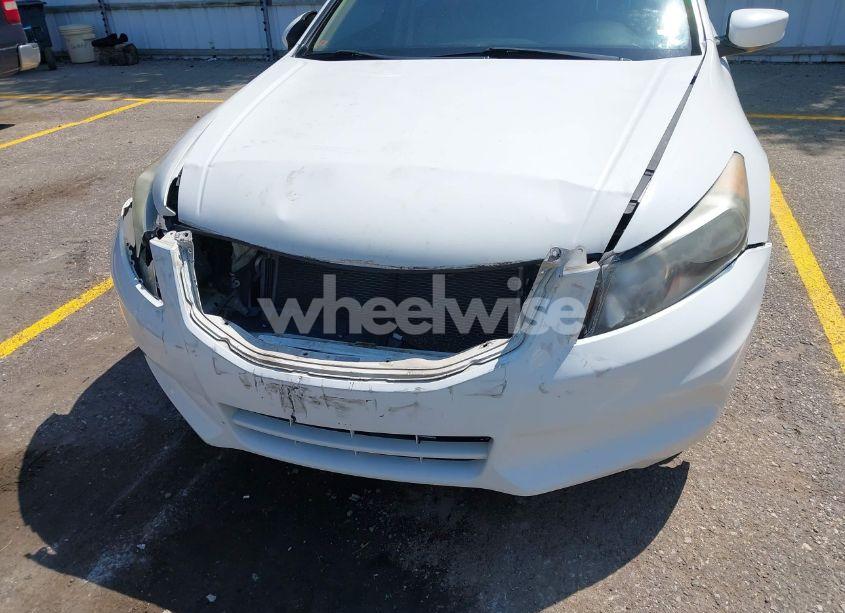 Photo 6 of 2011 Honda Accord 2.4 EX-L (VIN 1HGCP2F8XBA803592)