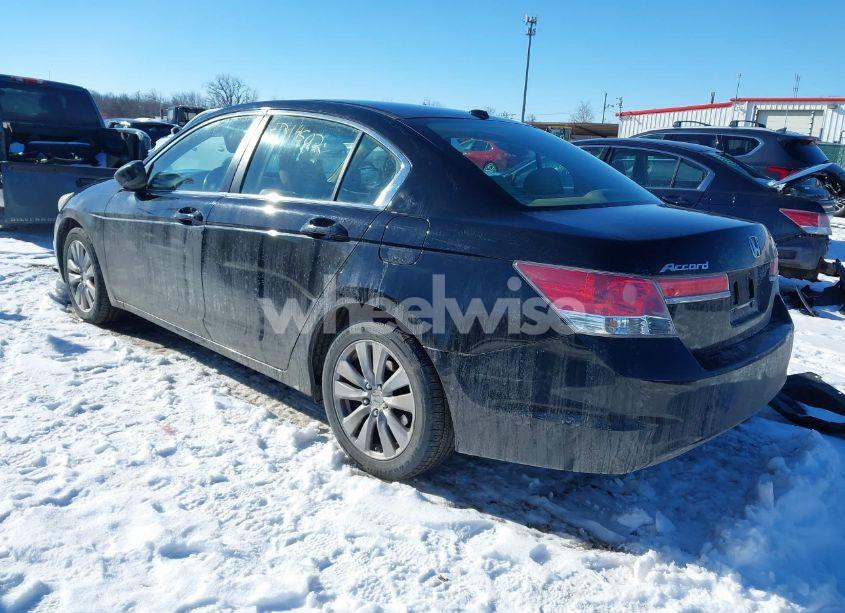 Photo 3 of 2012 Honda Accord 2.4 EX-L (VIN 1HGCP2F8XCA045870)
