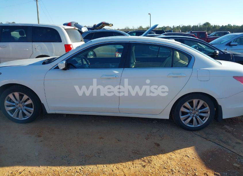 Photo 14 of 2012 Honda Accord 2.4 EX-L (VIN 1HGCP2F8XCA054570)