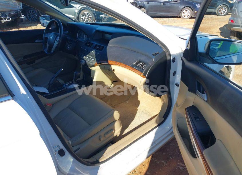 Photo 5 of 2012 Honda Accord 2.4 EX-L (VIN 1HGCP2F8XCA054570)