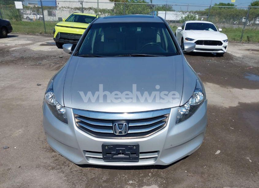 Photo 12 of 2012 Honda Accord 2.4 EX-L (VIN 1HGCP2F8XCA055332)