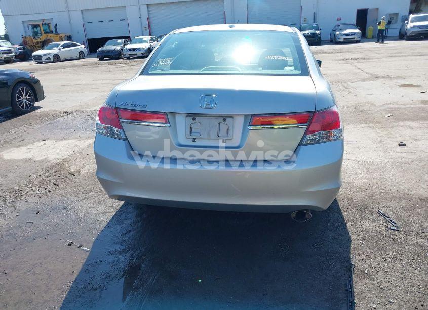 Photo 16 of 2012 Honda Accord 2.4 EX-L (VIN 1HGCP2F8XCA055332)