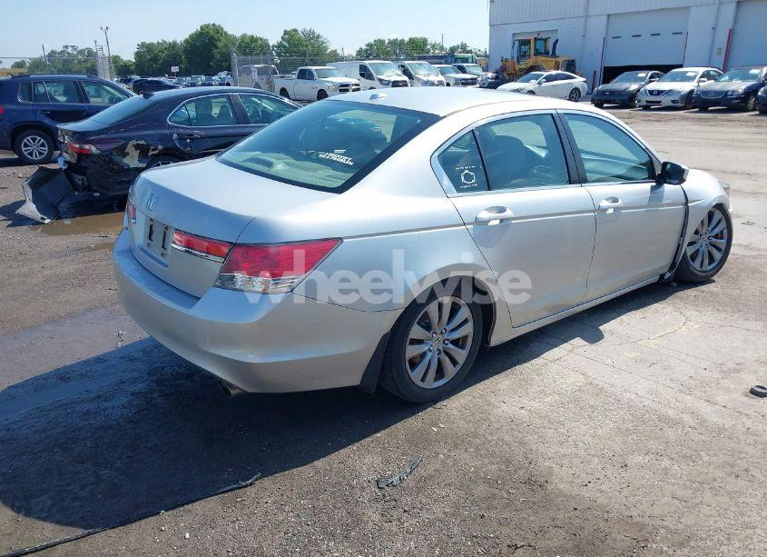 Photo 4 of 2012 Honda Accord 2.4 EX-L (VIN 1HGCP2F8XCA055332)