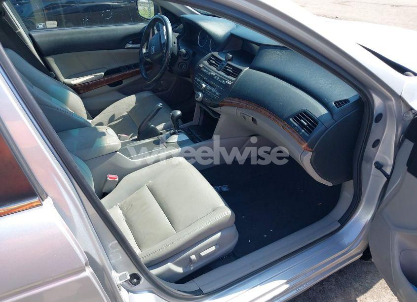 Photo 5 of 2012 Honda Accord 2.4 EX-L (VIN 1HGCP2F8XCA055332)