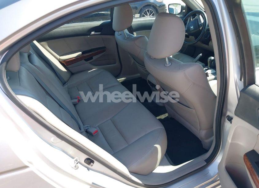 Photo 8 of 2012 Honda Accord 2.4 EX-L (VIN 1HGCP2F8XCA055332)