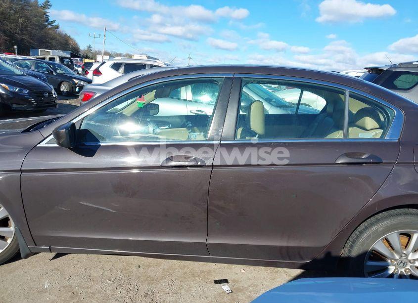 Photo 15 of 2012 Honda Accord 2.4 EX-L (VIN 1HGCP2F8XCA081526)