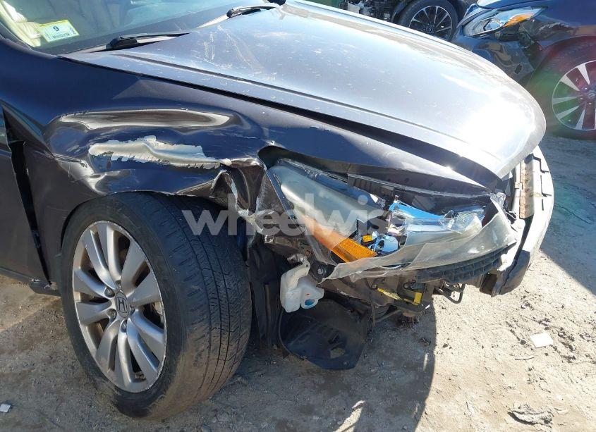 Photo 18 of 2012 Honda Accord 2.4 EX-L (VIN 1HGCP2F8XCA081526)