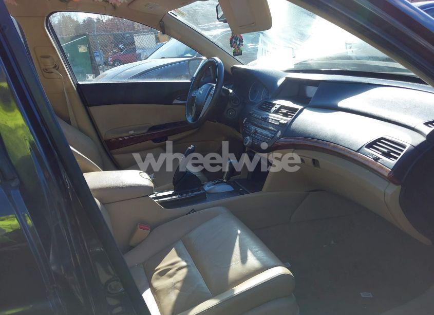 Photo 5 of 2012 Honda Accord 2.4 EX-L (VIN 1HGCP2F8XCA081526)