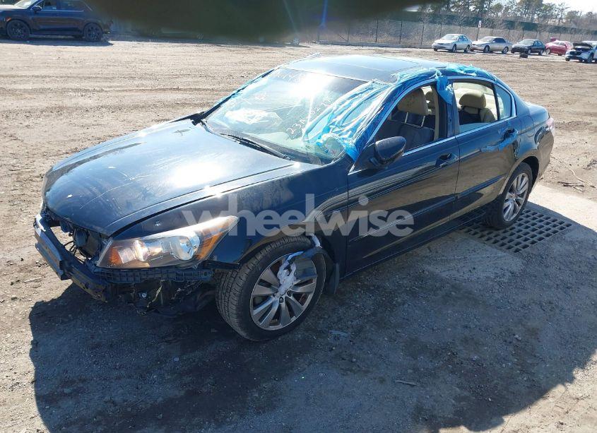 Photo 2 of 2012 Honda Accord 2.4 EX-L (VIN 1HGCP2F8XCA113603)