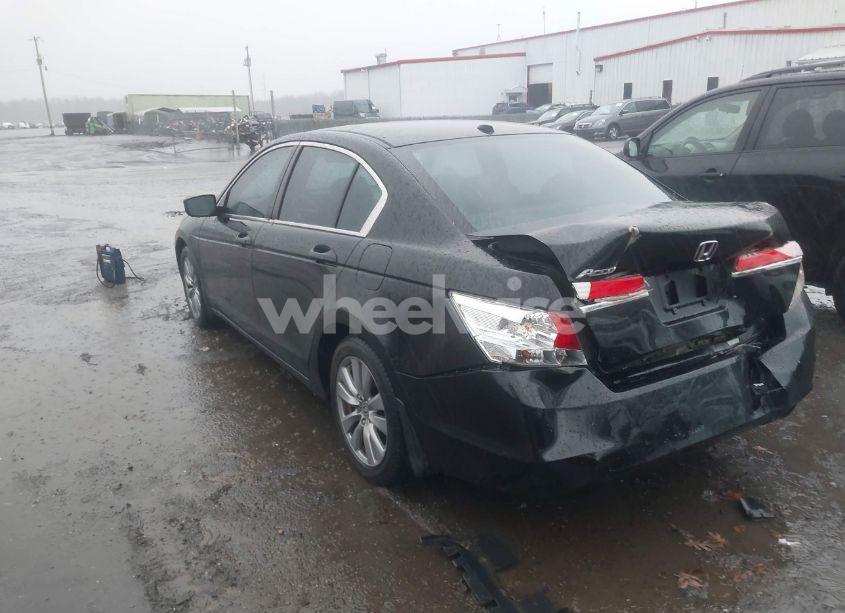 Photo 3 of 2012 Honda Accord 2.4 EX-L (VIN 1HGCP2F8XCA155530)