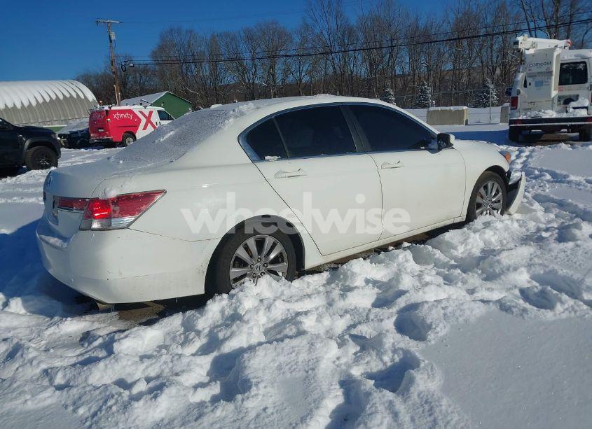 Photo 4 of 2012 Honda Accord 2.4 EX-L (VIN 1HGCP2F8XCA177690)
