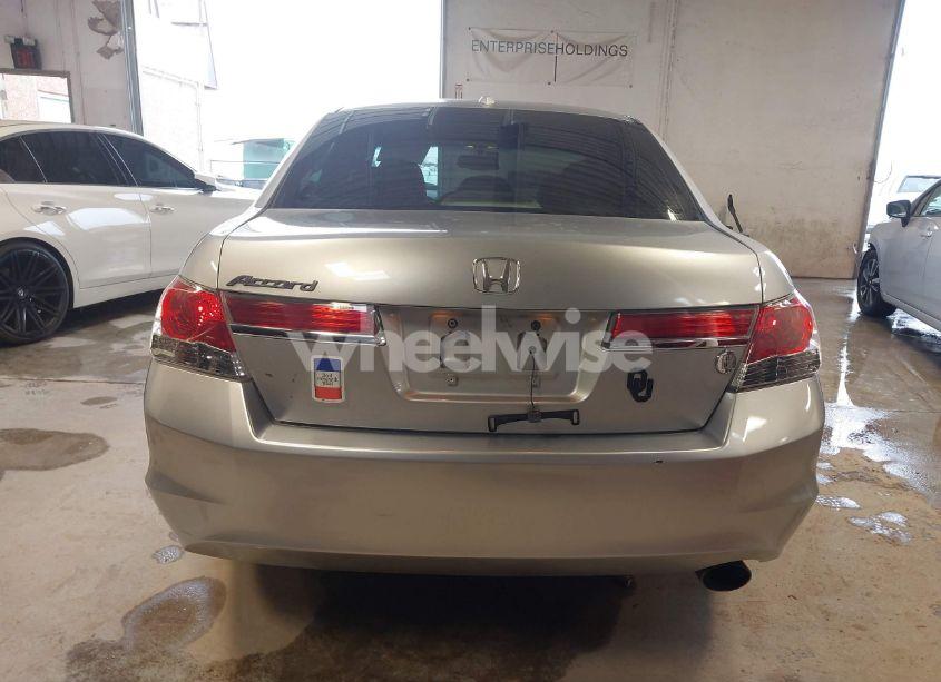 Photo 16 of 2012 Honda Accord 2.4 EX-L (VIN 1HGCP2F8XCA187331)