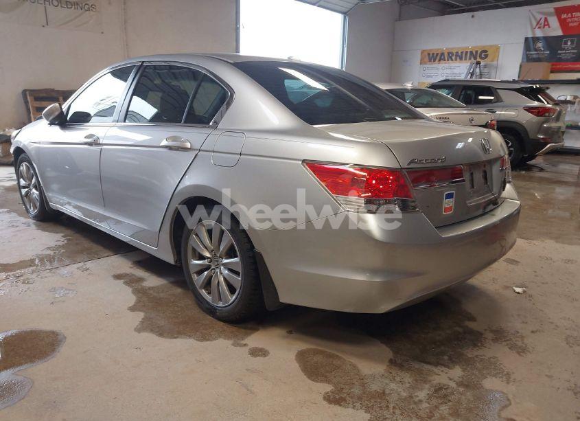 Photo 3 of 2012 Honda Accord 2.4 EX-L (VIN 1HGCP2F8XCA187331)