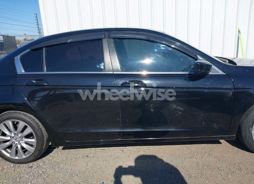 Photo 12 of 2012 Honda Accord 2.4 EX-L (VIN 1HGCP2F8XCA195025)