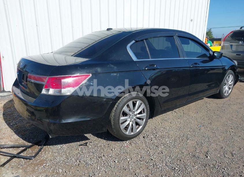 Photo 4 of 2012 Honda Accord 2.4 EX-L (VIN 1HGCP2F8XCA195025)
