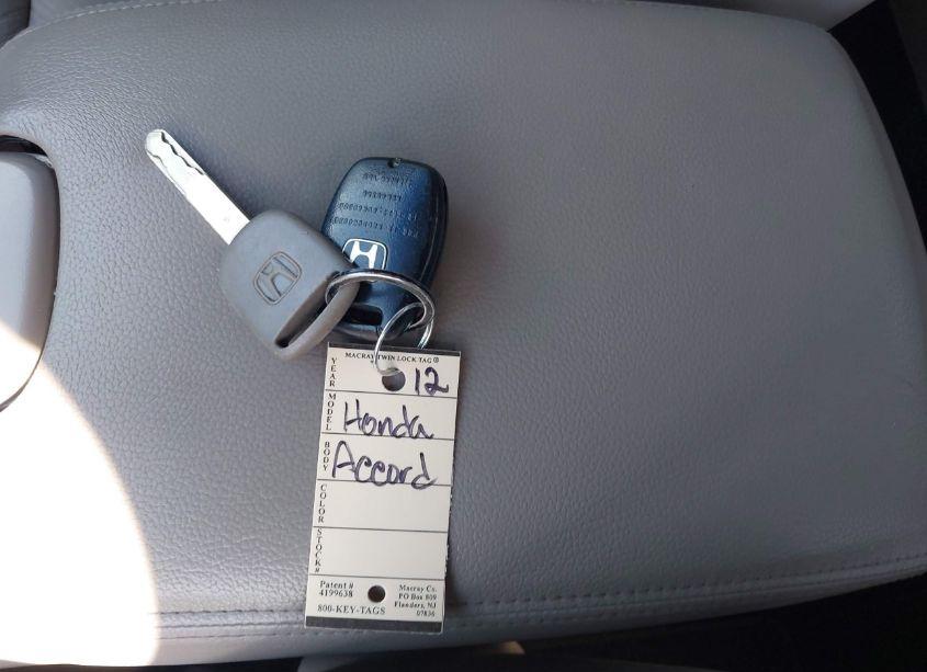 Photo 11 of 2012 Honda Accord 2.4 EX-L (VIN 1HGCP2F8XCA199544)