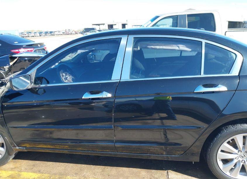 Photo 15 of 2012 Honda Accord 2.4 EX-L (VIN 1HGCP2F8XCA216438)