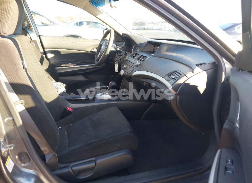 Photo 5 of 2009 Honda Accord 3.5 EX (VIN 1HGCP36749A003121)