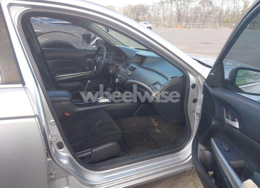 Photo 5 of 2009 Honda Accord 3.5 EX (VIN 1HGCP36759A028920)