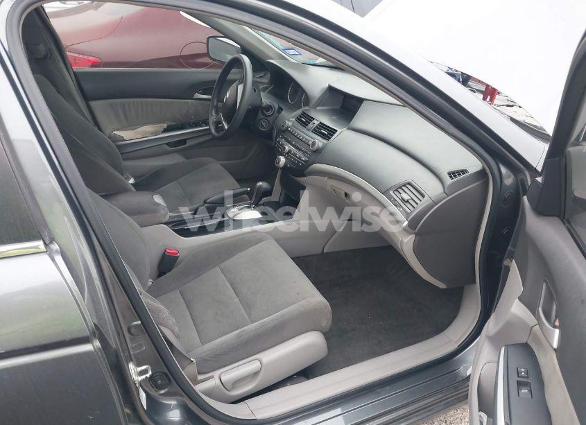 Photo 5 of 2008 Honda Accord 3.5 EX (VIN 1HGCP36798A022827)