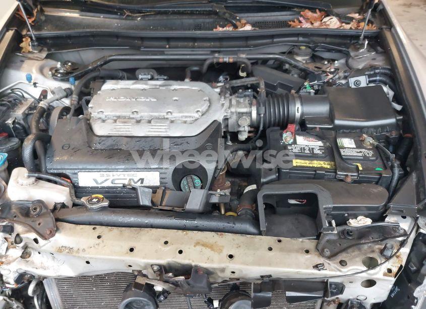 Photo 10 of 2008 Honda Accord 3.5 EX-L (VIN 1HGCP36808A009781)