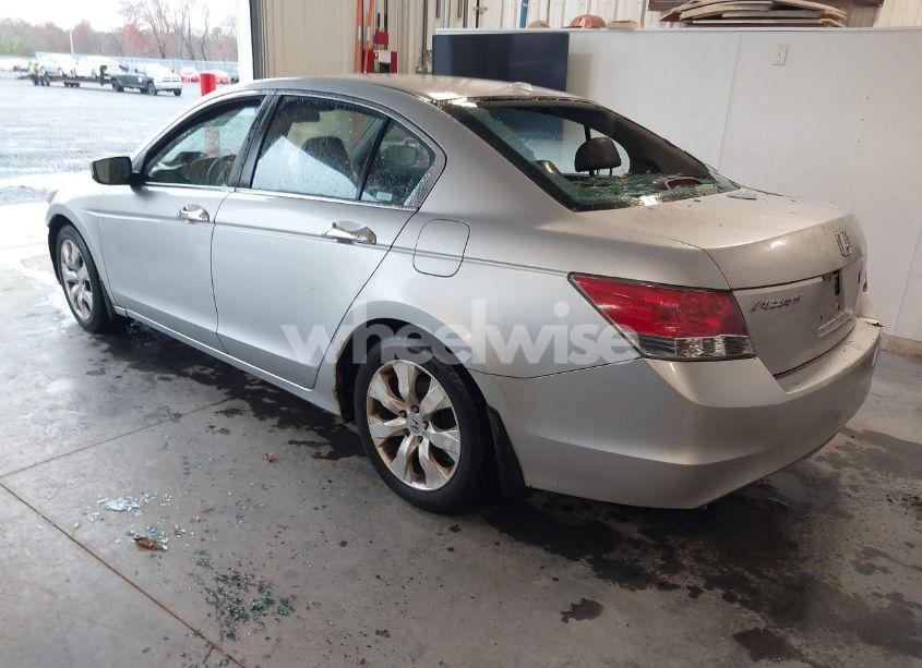 Photo 3 of 2008 Honda Accord 3.5 EX-L (VIN 1HGCP36808A009781)