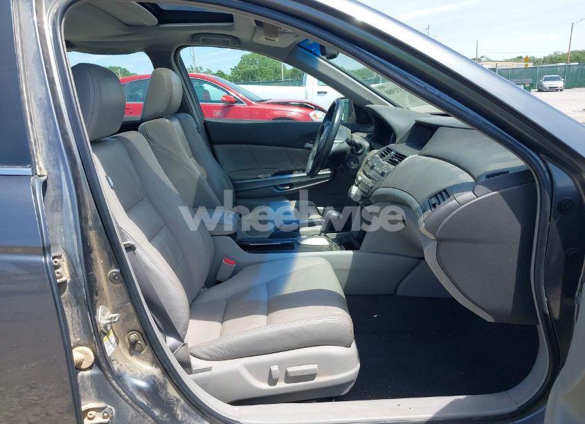 Photo 5 of 2008 Honda Accord 3.5 EX-L (VIN 1HGCP36808A013054)