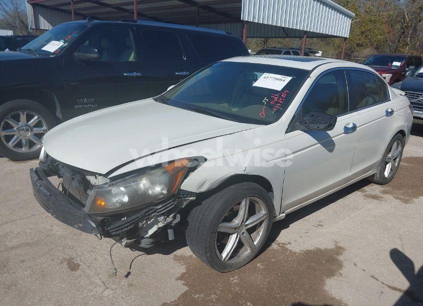 Photo 2 of 2008 Honda Accord 3.5 EX-L (VIN 1HGCP36808A066997)