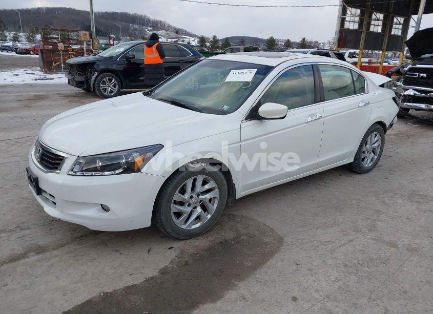 Photo 2 of 2008 Honda Accord 3.5 EX-L (VIN 1HGCP36808A069463)