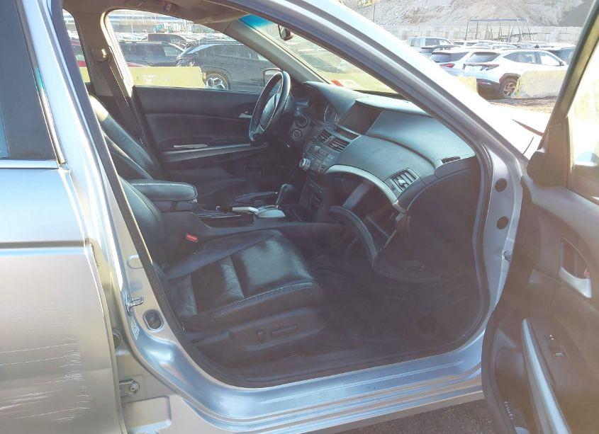 Photo 5 of 2009 Honda Accord 3.5 EX-L (VIN 1HGCP36809A025996)