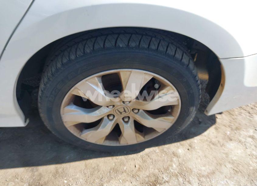 Photo 12 of 2009 Honda Accord 3.5 EX-L (VIN 1HGCP36809A029529)