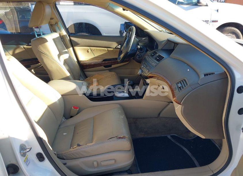 Photo 5 of 2008 Honda Accord 3.5 EX-L (VIN 1HGCP36818A059038)