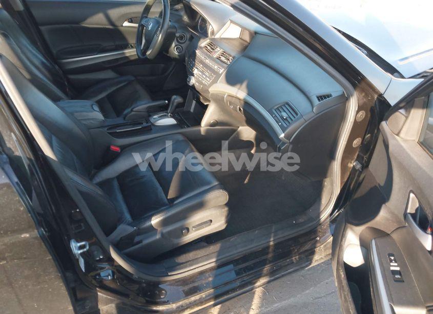 Photo 5 of 2008 Honda Accord 3.5 EX-L (VIN 1HGCP36818A061811)