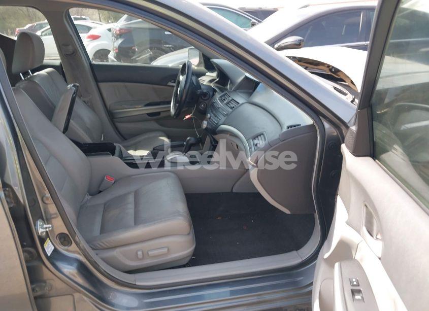 Photo 5 of 2008 Honda Accord 3.5 EX-L (VIN 1HGCP36818A072629)