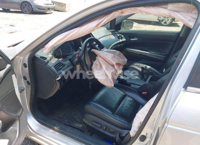 Photo 5 of 2009 Honda Accord 3.5 EX-L (VIN 1HGCP36819A004266)