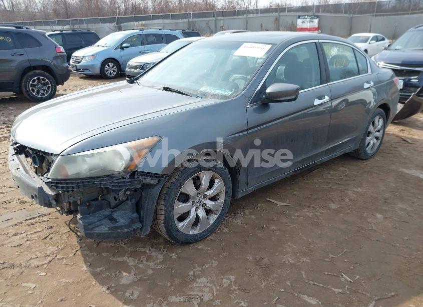 Photo 2 of 2009 Honda Accord 3.5 EX-L (VIN 1HGCP36819A012397)
