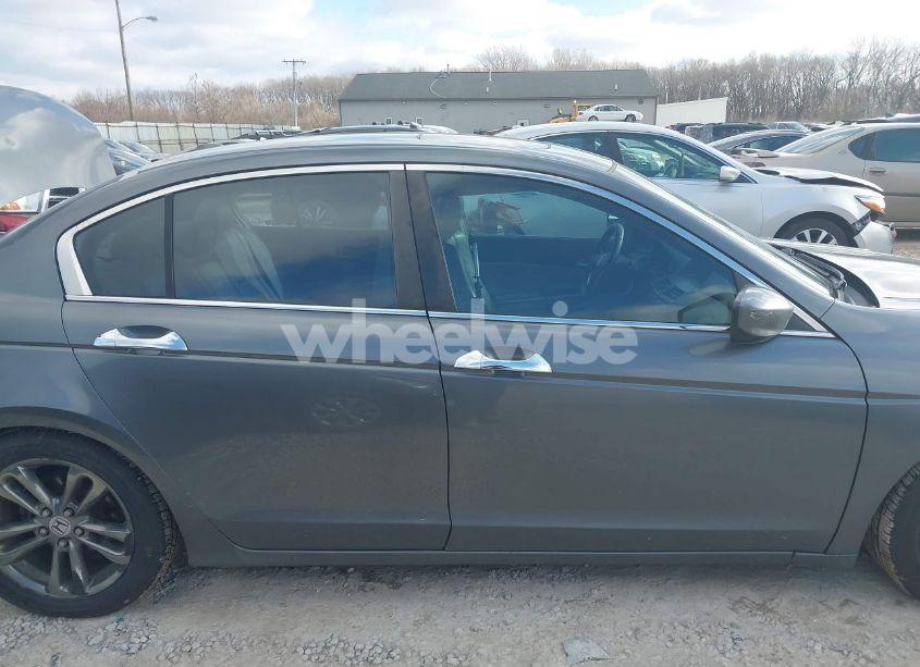 Photo 13 of 2009 Honda Accord 3.5 EX-L (VIN 1HGCP36819A015106)