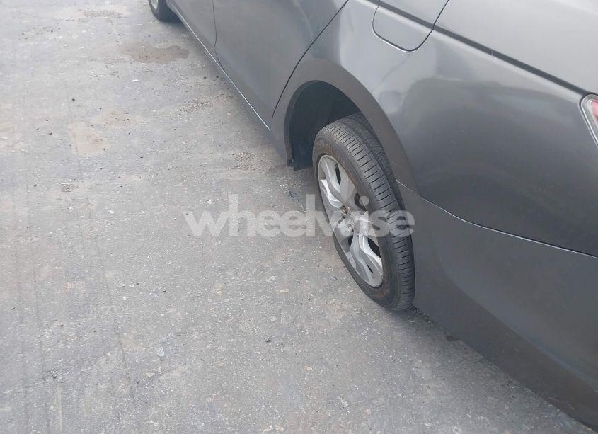 Photo 12 of 2009 Honda Accord 3.5 EX-L (VIN 1HGCP36819A031581)