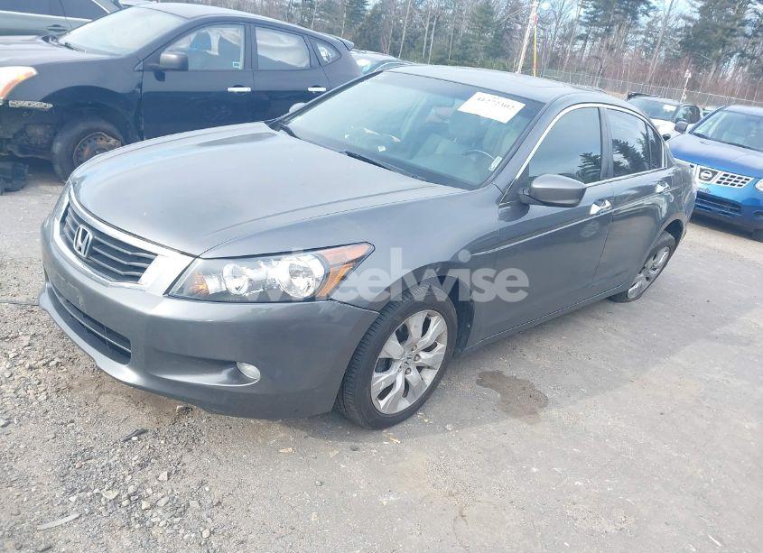 Photo 2 of 2009 Honda Accord 3.5 EX-L (VIN 1HGCP36819A031581)