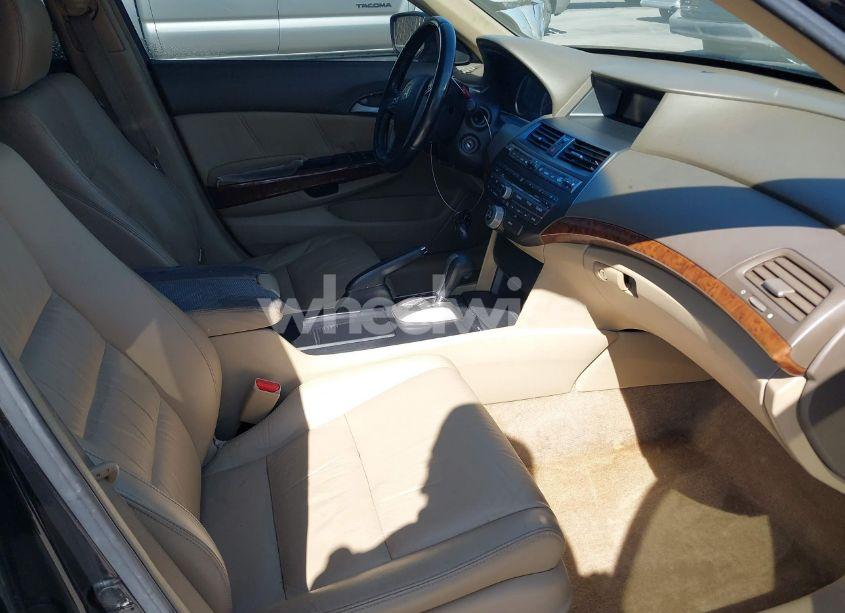 Photo 5 of 2009 Honda Accord 3.5 EX-L (VIN 1HGCP36819A035288)